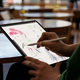 Imagen para el artículo titulado El nuevo iPad Pro por fin se olvida del botón Home (pero también del puerto de auriculares)